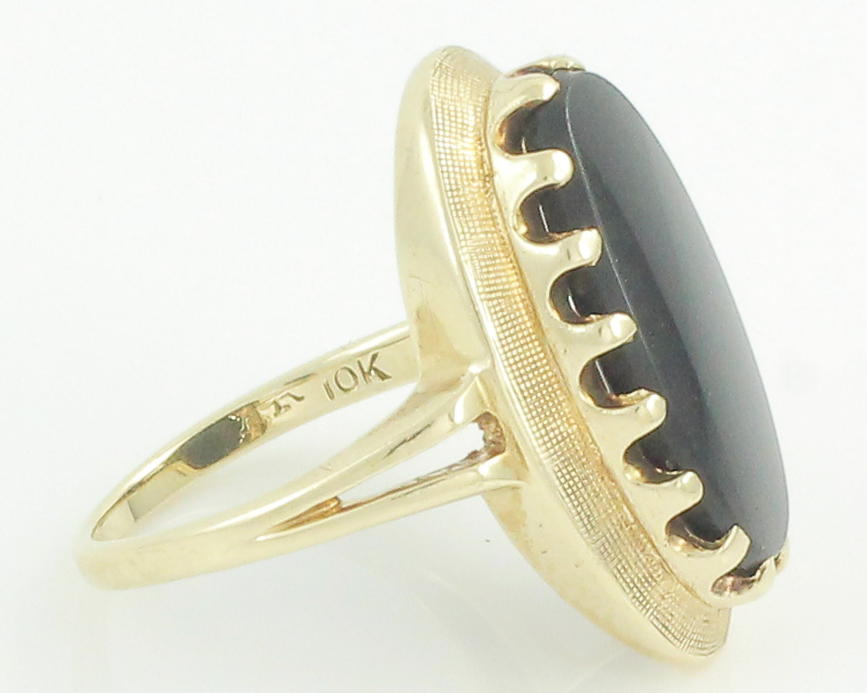 Men's Vintage 14K YG Black Onyx Signet Ring, Size 10, Circa 1950 - Colonial  Trading Company