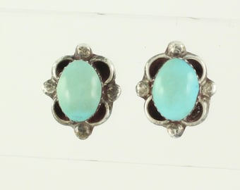 Vintage Sterling Turquoise Southwestern Earrings, Vintage Sterling Silver Turquoise Pierced Earrings, Small Turquoise Studs, Vintage Jewelry
