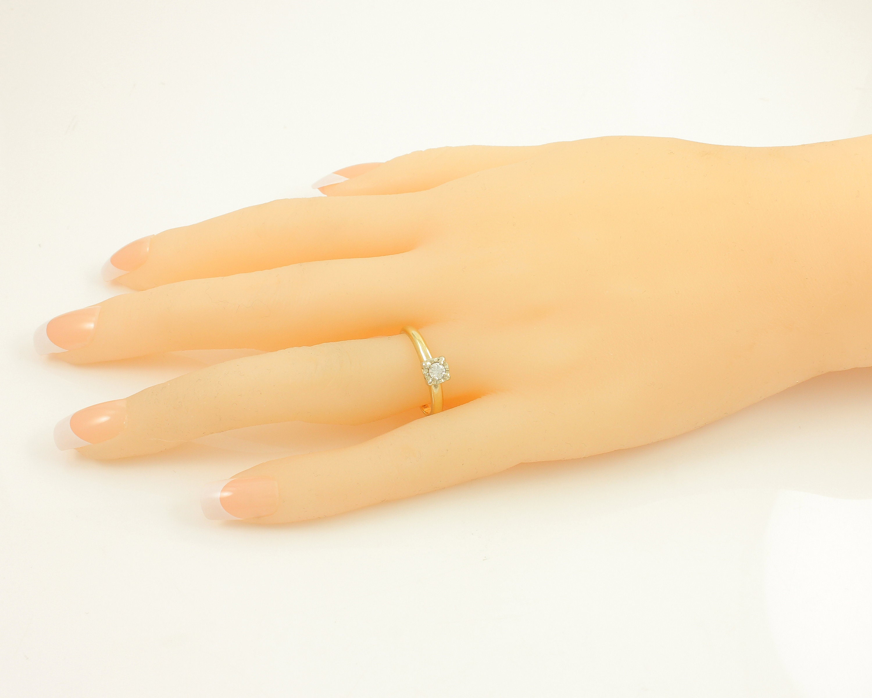14K Gold 15 CT Diamond Illusion Head Solitaire Ring Vintage 14k-gold-15-ct-diamond-illusion-head-solitaire-ring-vintage