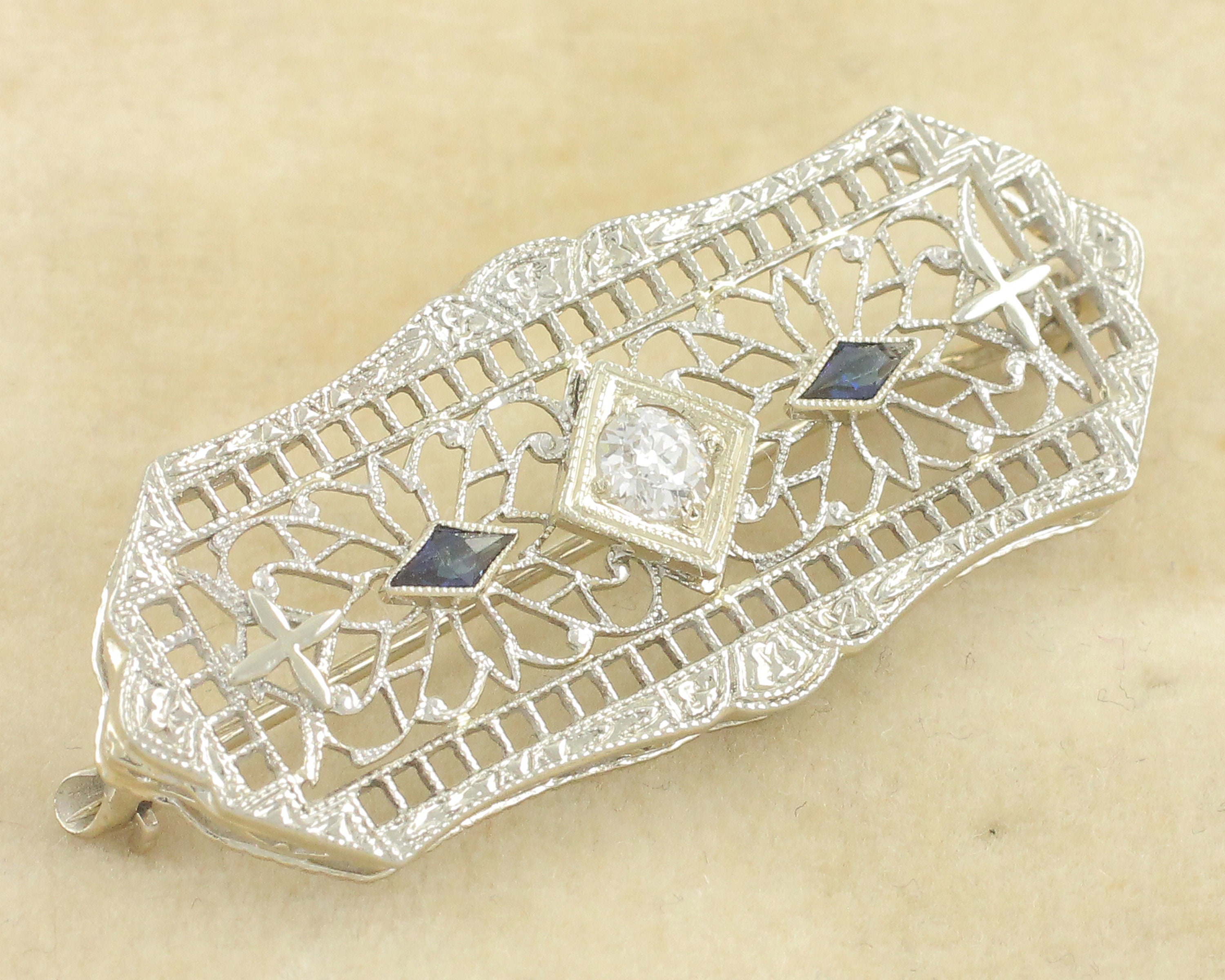 1920s Vintage Filigree 14K White Gold Diamond Pin Brooch with Blue Green  Accents - Timekeepersclayton