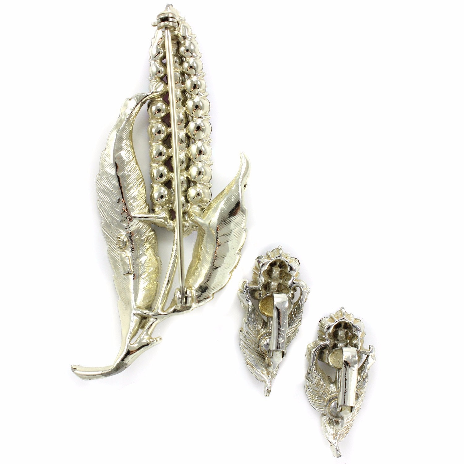 Vintage coro shop brooch
