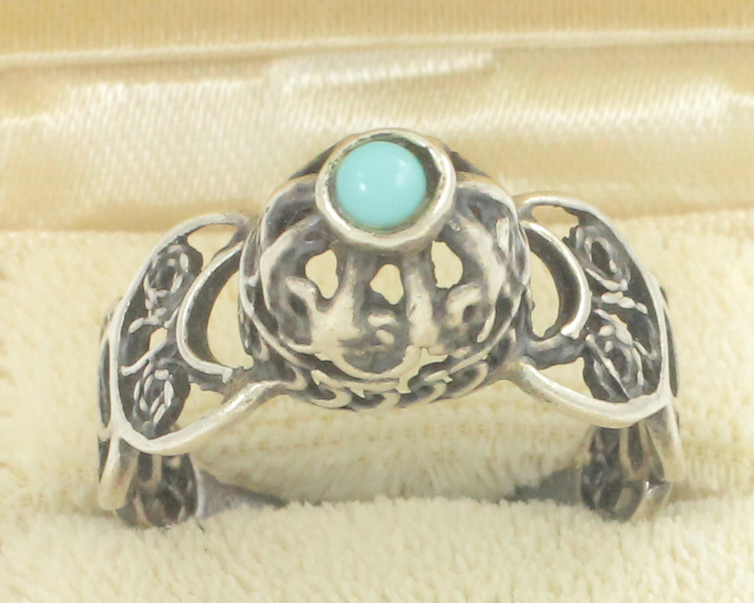 Vintage Silver Filigree Turquoise Ring, High Profile Dome 
