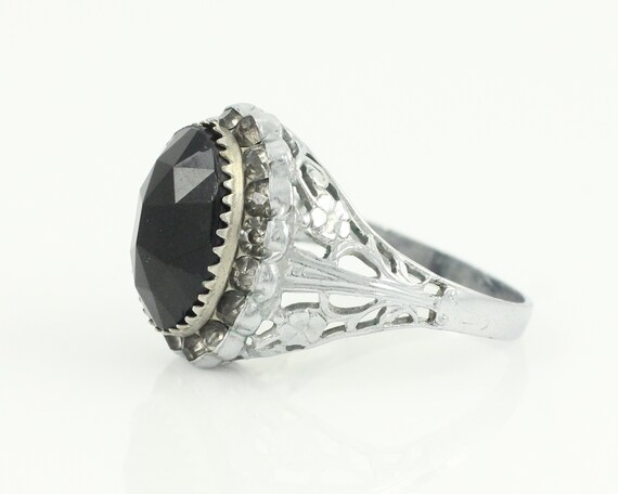 Vintage Art Deco Filigree Ring Black Glass, Vinta… - image 4