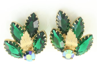 Vintage Emerald Green Rhinestone Earrings, 1960s Green Rhinestone Earrings, Green Marquise Rhinestone Clip Earrings, Vintage Jewelry