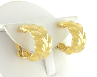 Vintage Joan Rivers Gold Tone Heart Hoop Earrings, Clip On Bold Gold Tone Joan Rivers Chevron Hoop Earrings, Vintage Jewelry, Estate Jewelry