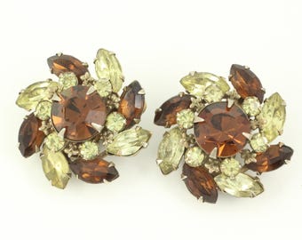 Vintage Light Yellow and Rootbeer Brown Rhinestone Earrings, Rhinestone Flower Cluster Clip On Earrings, Vintage Rhinestone, Vintage Jewelry
