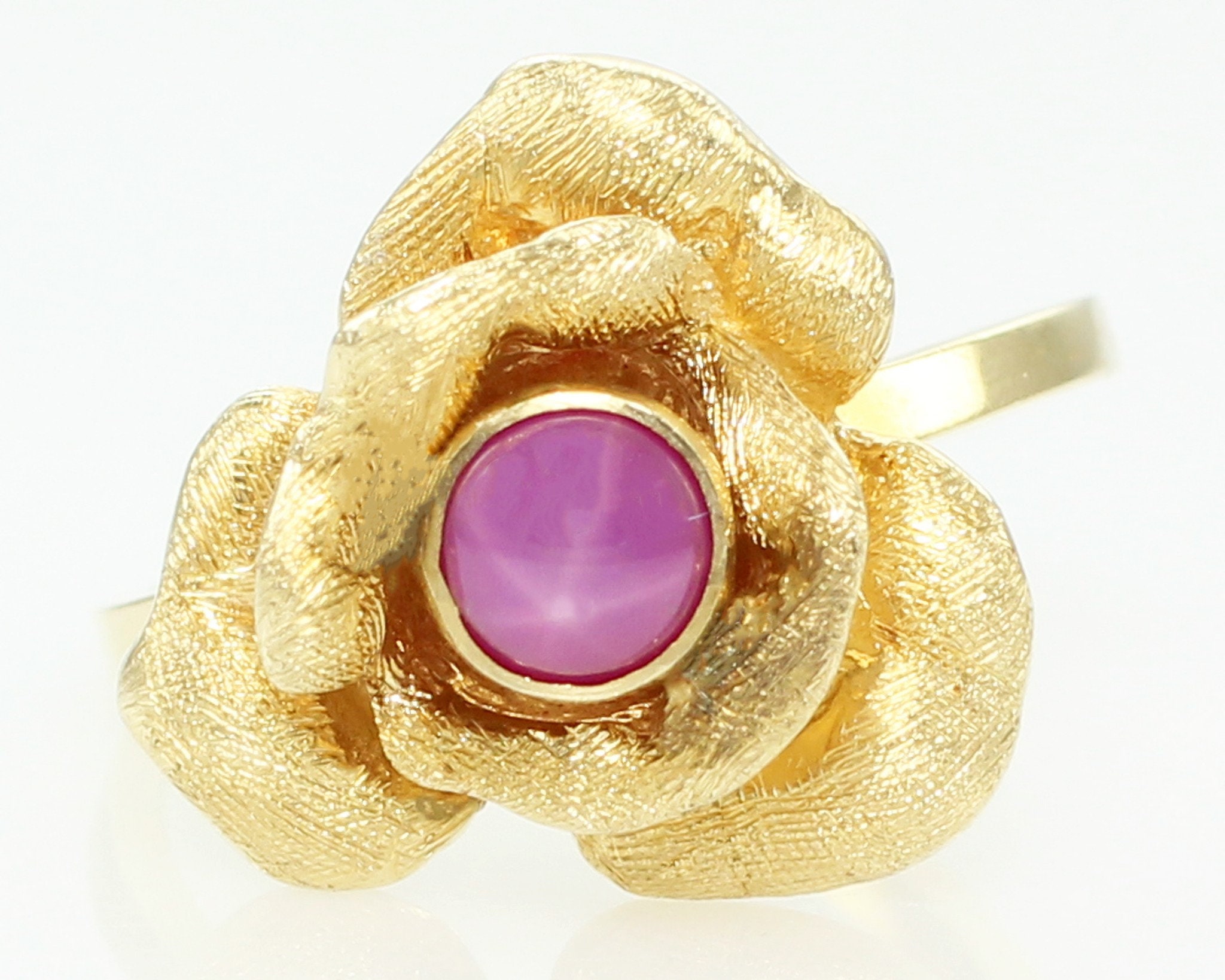 Vintage 14K Gold Rose Blossom Ring with Pink Linde Star Sapphire