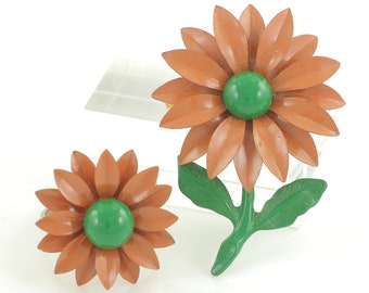 Vintage Enamel Flower Ring and Brooch Pin in Brown and Green - Mid Century Modern Dimensional Daisies - Sixties circa 1960 - Vintage Jewelry