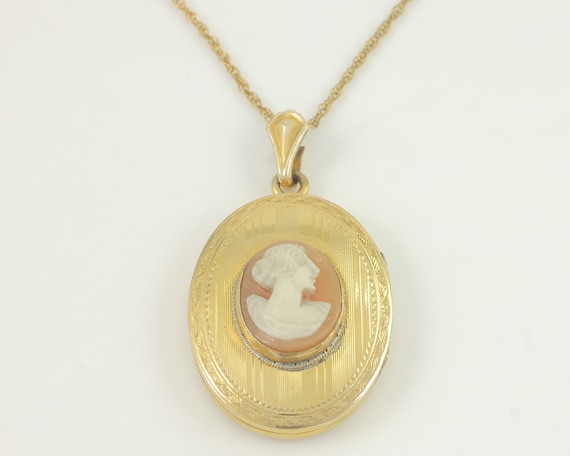 Vintage Gold Filled Cameo Locket Necklace, 1930s … - image 1