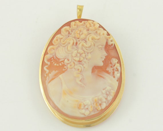 Vintage 18K Beautiful Lady Carved Shell Cameo Bro… - image 4