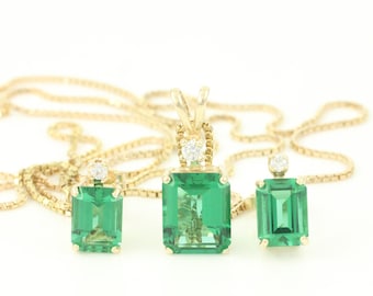 14K Green and Clear Cubic Zirconia Necklace and Earrings, Vintage 14K Yellow Gold Emerald Cut Green CZ Pendant Studs,  Vintage Jewelry