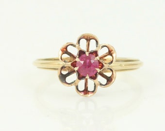 Vintage Lab Created Ruby Diamond 14K Flower Ring, 1940s 14K Lab Ruby Solitaire Ring, Vintage 14K Ruby July Birthstone Ring, Vintage Jewelry