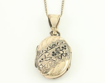 Antique Gold Filled Engraved Locket Pendant Necklace, Oval Victorian 12K GF Enamel Locket Pendant Necklace, Victorian Locket,Vintage Jewelry