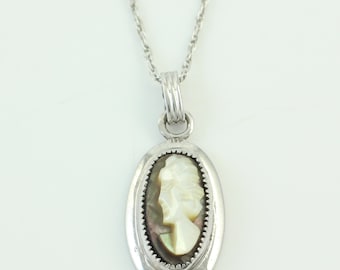 Vintage Krementz Mother of Pearl Cameo Necklace, Vintage Carved Mother of Pearl Cameo, Dainty Silver Tone Cameo Pendant, Vintage Jewelry