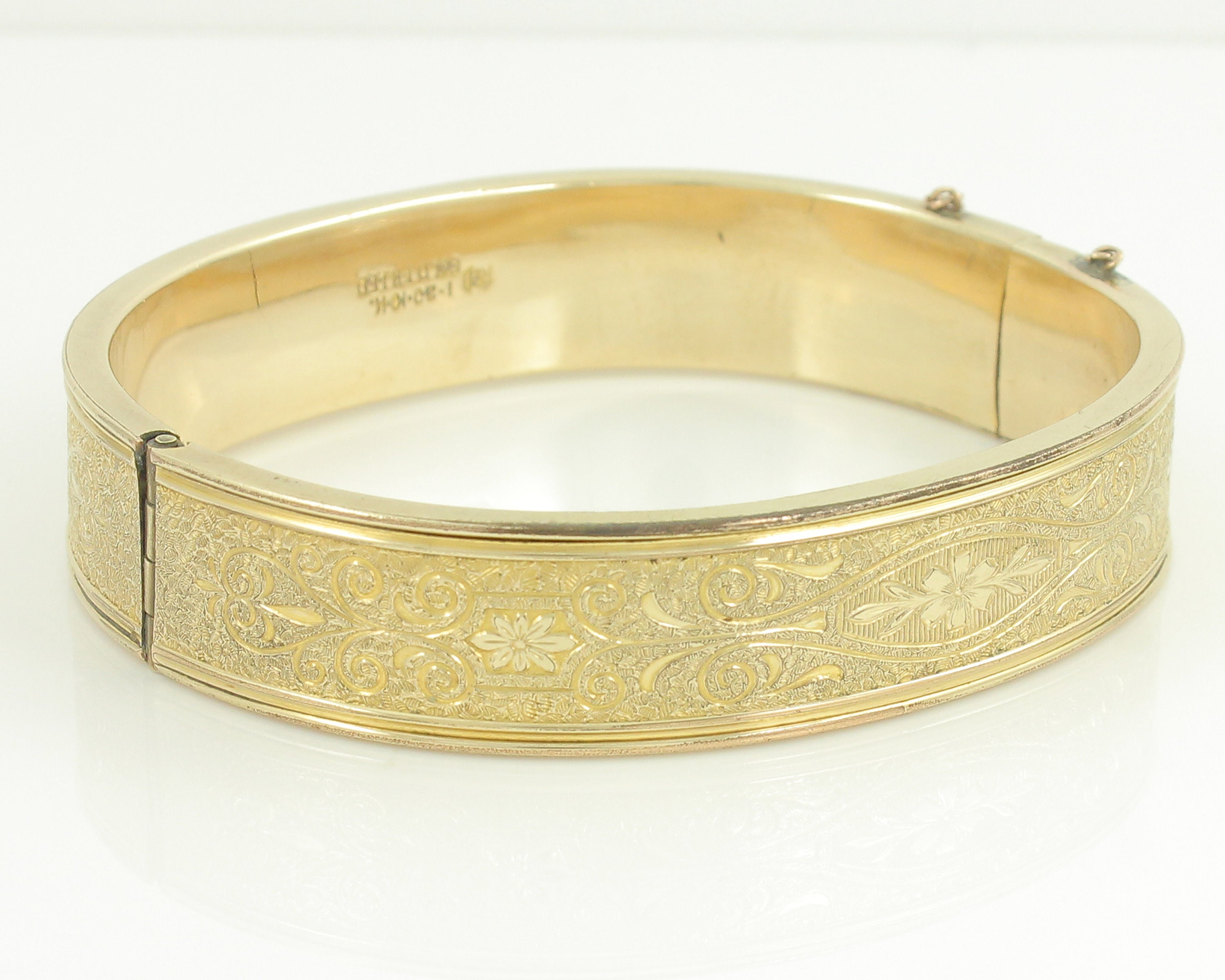 Vintage 14k Yellow Gold Floral Engraved Bangle Bracelet Fine
