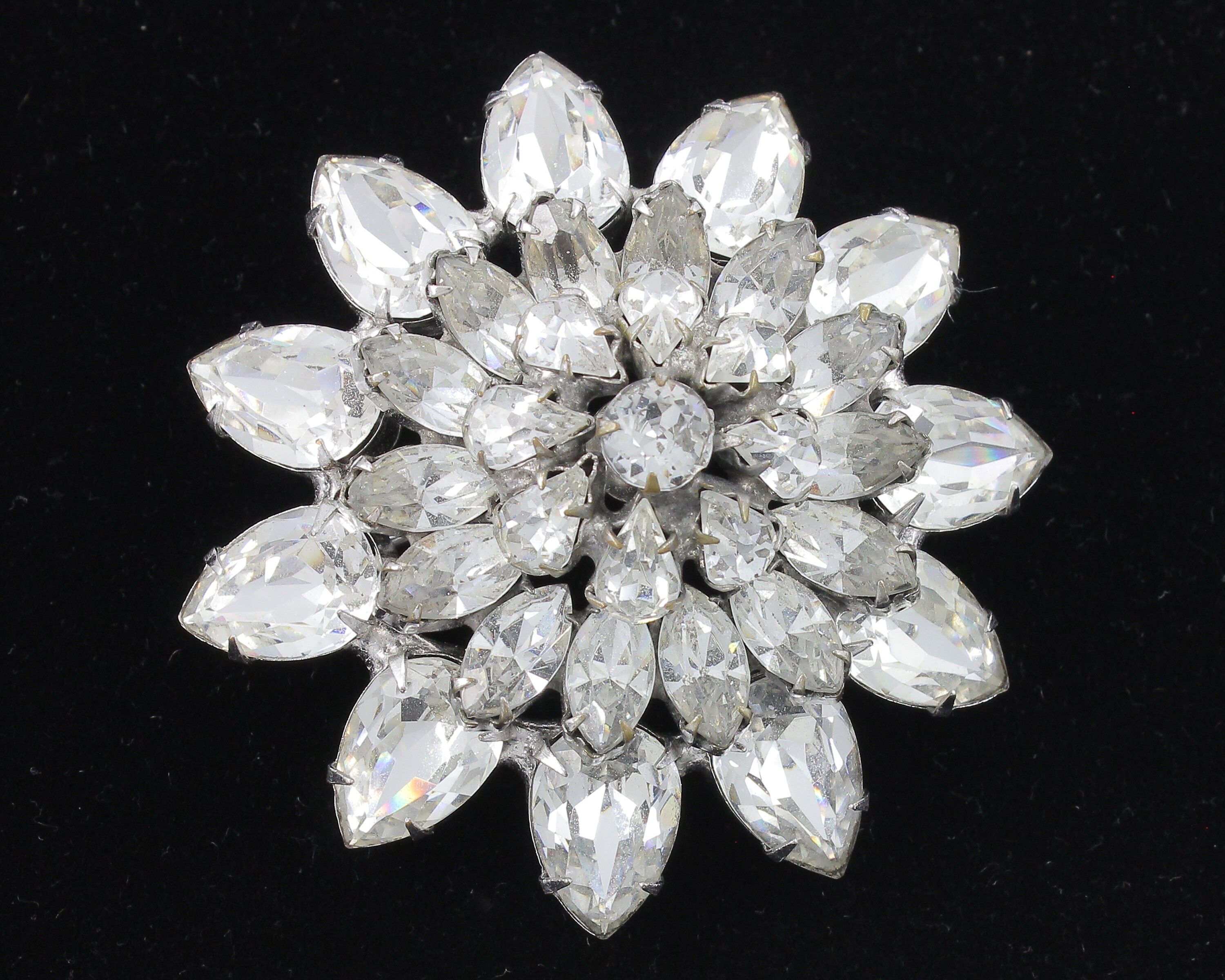 Weiss costume cheap jewelry brooch