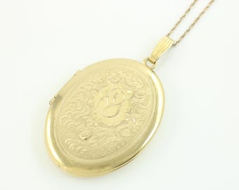Vintage Gold Filled Engraved Floral Locket Pendant Necklace, Romantic Oval 12K Gold Fill Locket, Large Vintage Oval Locket, Vintage Jewelry