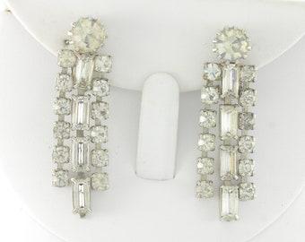 Vintage Weiss Rhinestone Dangle Earrings, Weiss Rhinestone Fringe Earrings, 1950s Weiss Rhinestone Clip On Earrings, Vintage Jewelry