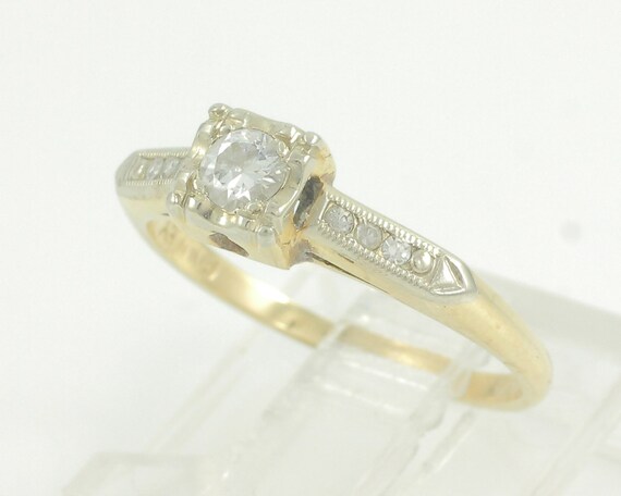 Vintage 14K Diamond Engagement Ring, .17 CT Diamo… - image 4