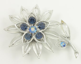 Vintage Lisner Blue Rhinestone Flower Brooch, Lisner Silver Tone Blue Floral Brooch, Signed Lisner Pin, Vintage Jewelry, Estate Jewelry