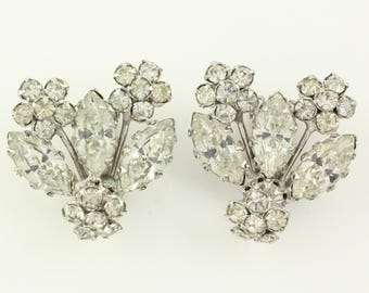 Vintage Schreiner Rhinestone Flower Cluster Earrings, Vintage Schreiner Clip On Earrings, 1960s Vintage Schreiner Earrings, Vintage Jewelry