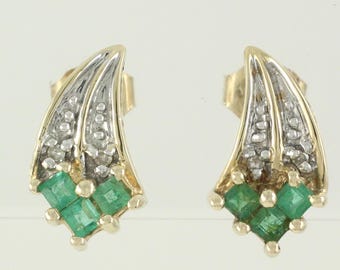 Vintage 14K Emerald Diamond Cluster Earrings, Diamond Emerald 14K Gold Fan Earrings, May Birthstone Emerald 14k Earrings, Vintage Jewelry