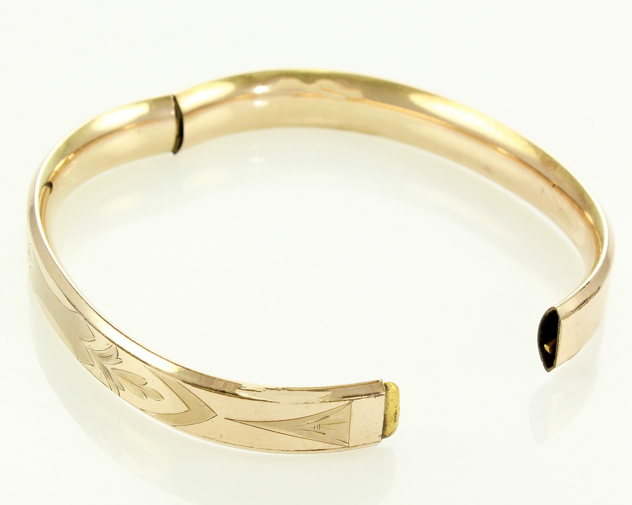 Vintage bangle Clearance