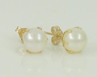 Vintage 14K Pearl Stud Earrings, 14K Akoya Cultured Pearl Stud Earrings, 14K 6.4 mm White Pearls June Birthstone Earrings, Vintage Jewelry