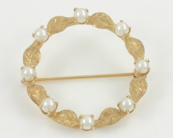 Vintage 14K Pearl Circle Pin, Vintage 14K Gold Ak… - image 1
