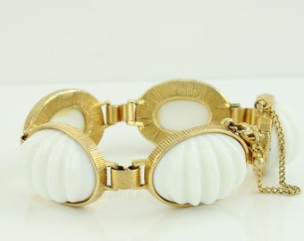 Vintage Castlecliff White Plastic Shrimp Bracelet, 1960s Domed White Plastic and Gold Tone Bracelet, Castlecliff Bracelet, Vintage Jewelry