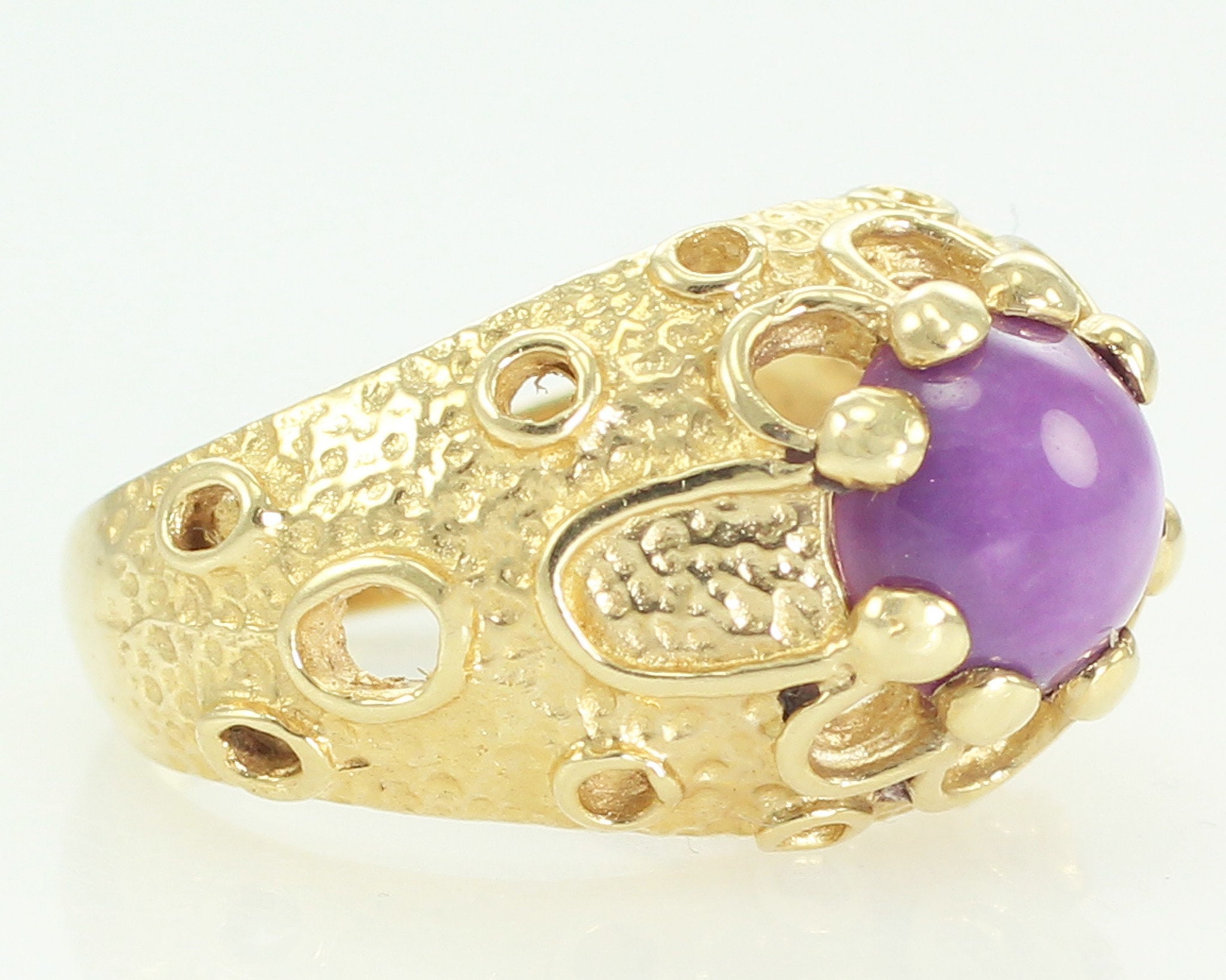 Mid Century Modern 14K Dome Ring with Linde Star Ruby MCM Jewelry