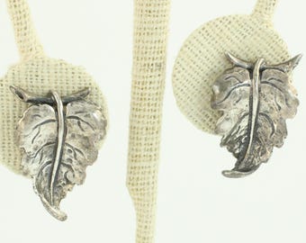 Vintage Danecraft Sterling Grape Leaf Earrings, Vintage Sterling Silver Danecraft Earrings, Danecraft Screw Back Earrings, Vintage Jewelry
