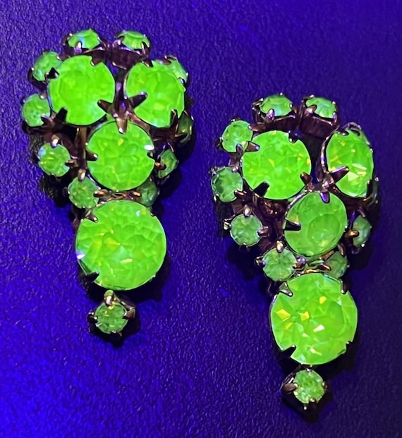 Vintage Uranium Glass Rhinestone Clip On Earrings: 1950s Green Jewelry