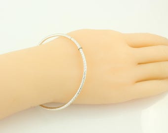 Vintage Diamond Cut 925 Silver Bangle, Sterling Silver Sparkle Bracelet, 1990s Sterling Silver Bangle, 5.2 grams circa 1980, Vintage Jewelry