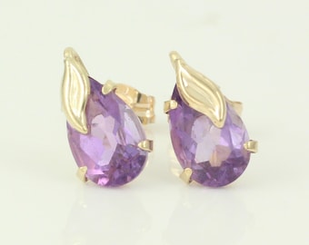 Vintage 10K Gold Amethyst Stud Earrings, 10K Pear Amethyst Pierced Earrings, 1990s 10K February Birthstone Earring Studs, Vintage Jewelry