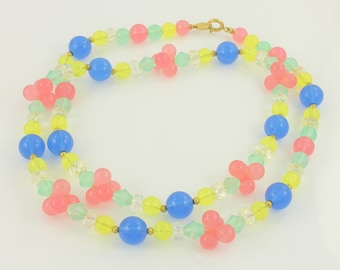 Vintage Trifari Colorful Plastic Beaded Necklace, 1980s Trifari Pink Blue Yellow Green Plastic Bead Necklace, Trifari Beads, Vintage Jewelry