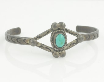 Vintage Silver Turquoise Southwestern Very Mall Bracelet, Vintage Souhtwestern Sterling Turquoise Cuff, Vintage Jewelry, Estate Jewelry