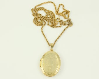 Vintage Oval Gold Tone Locket Necklace, 1980s Vintage Locket Pendant, Gold Tone Oval Locket 24" Rope Necklace, Vintage Jewelry