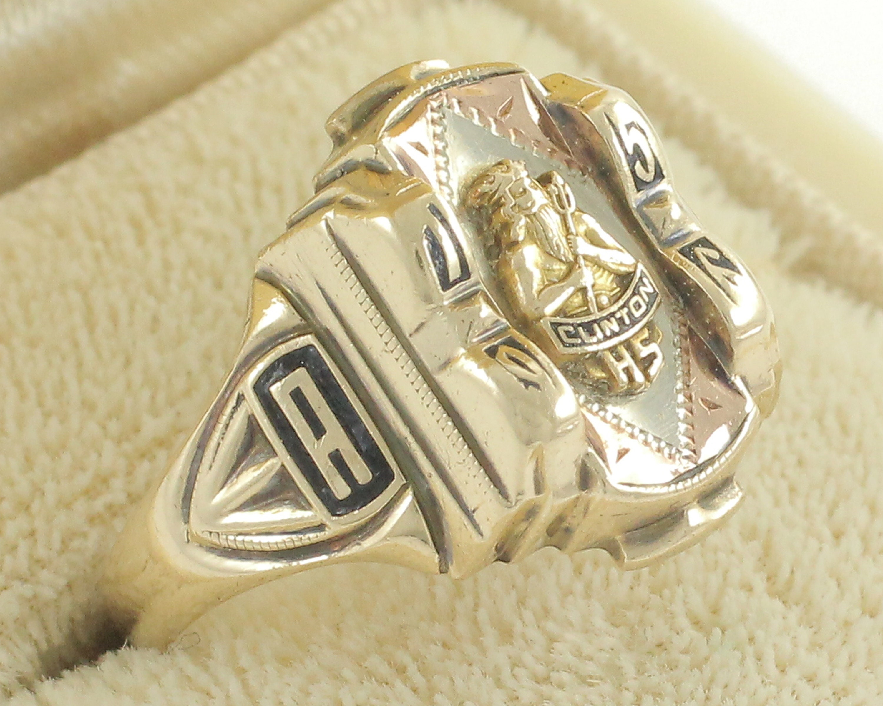 Yellow Gold Josten Class Ring 1956 Clinton High School With
