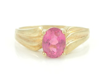 Vintage 10K Pink Tourmaline Solitaire Ring, Oval Tourmaline 10K Solid Gold Ring Size 8, 1990s October Birthstone Ring, Vintage Jewelry