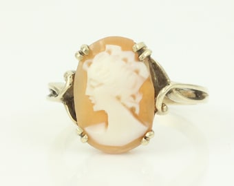 Vintage 10K Gold Hand Carved Cameo Ring, Shell Cameo of Lady in 10K Pronged Ring, Vintage Cameo Ring, 10K Gold Cameo Ring, Vintage Jewelry
