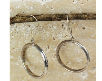 Southwestern Sterling Earrings, Vintage Indian Hand Made Stamped Silver Earrings, Sterling Silver Circle Hoop Drop Earrings, Vintage Jewelry