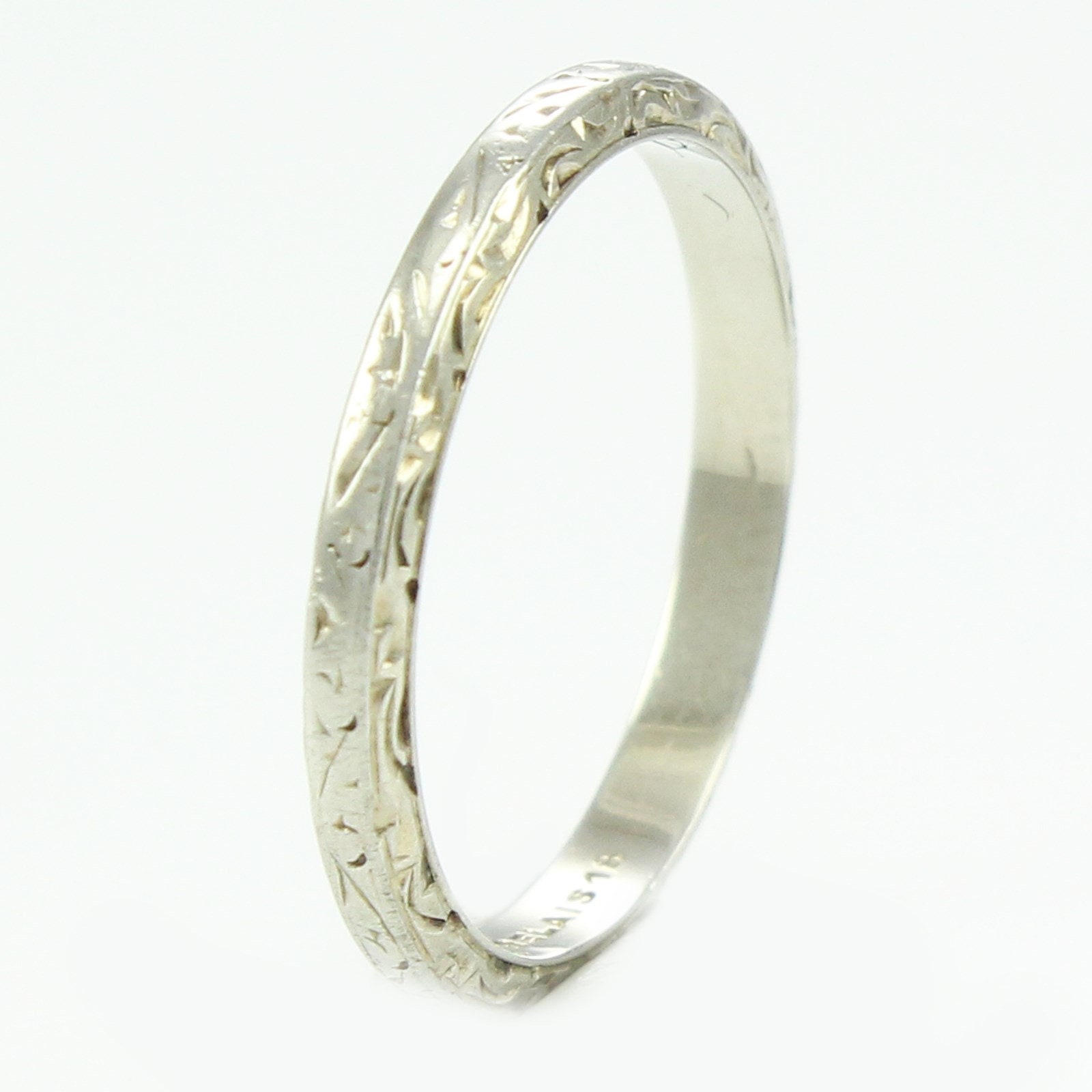 vintage engraved ring aot