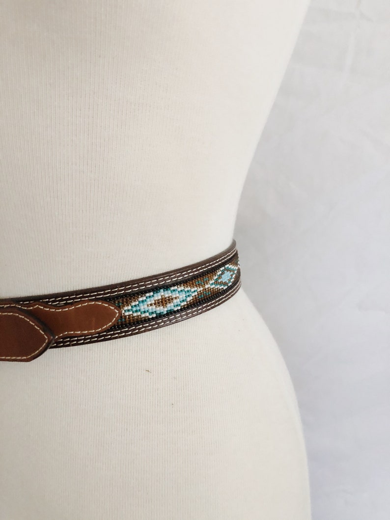 Vtg Leather and Beaded Western Belt