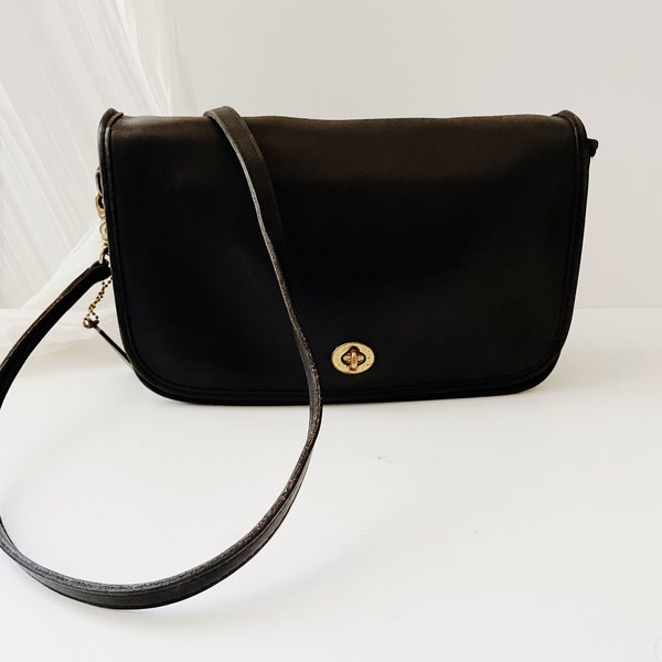 Vtg Coach Bolso bandolera de cuero mantecoso "City"