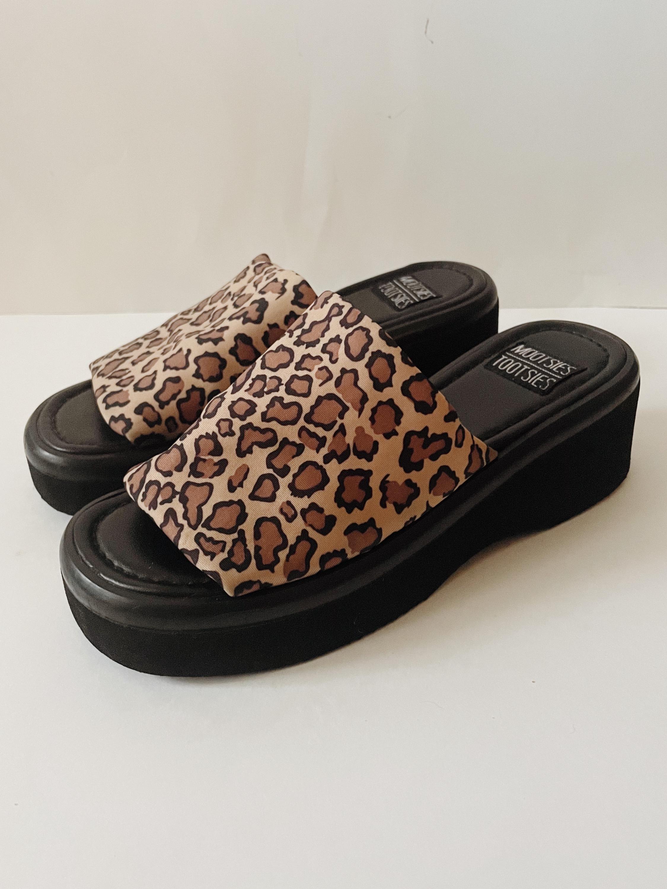 Vintage Leopard Mules by Mootsies Tootsies - Etsy