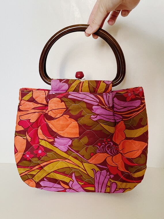 70’s Floral Print Quilted Handbag - image 1