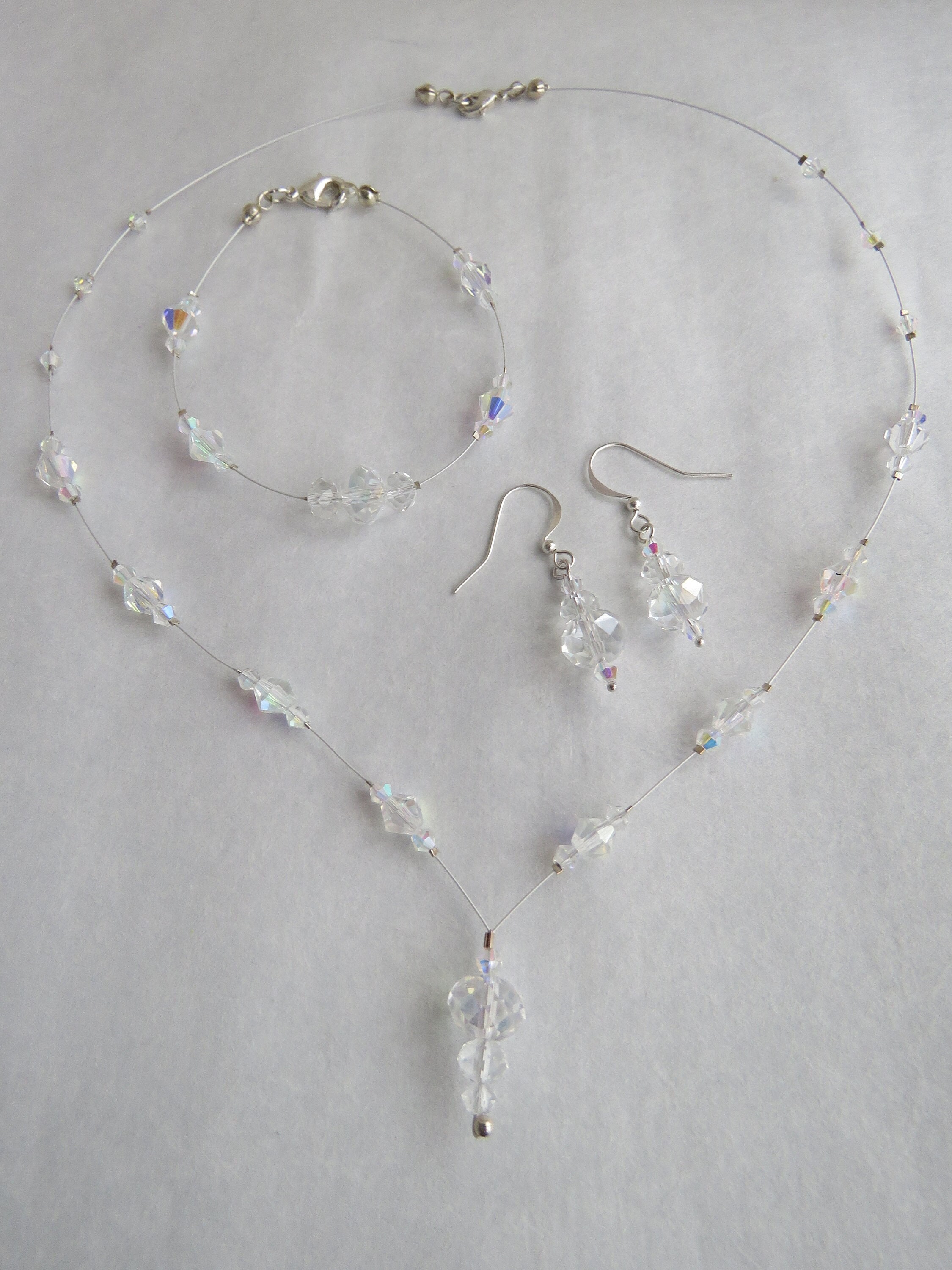Set Di Gioielli Da Donna In Cristallo Dorato: Collana Girocollo Con Strass E Orecchini Pendenti Per Un Look Glamour Da Festa E Da Sera P16723501