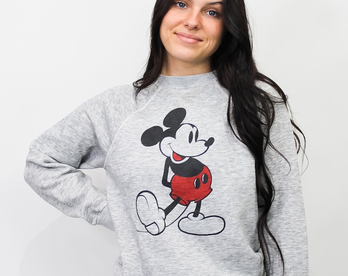 Vintage Mickey Mouse Sweatshirt - M