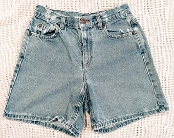 liz claiborne jean shorts